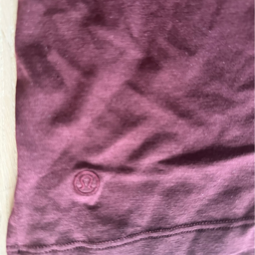 🍋lululemon muscle tank - Picture 4 of 4